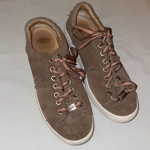 Ugg Light Brown Lace Ups